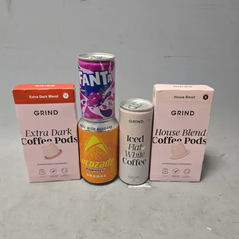 APPROXIMATELY 10 ASSORTED DRINK ITEMS TO INCLUDE - GRIND HOUSE BLEND COFFEE PODS , GRIDN EXTRA DARK COFFEE PODS , FANTA ETC