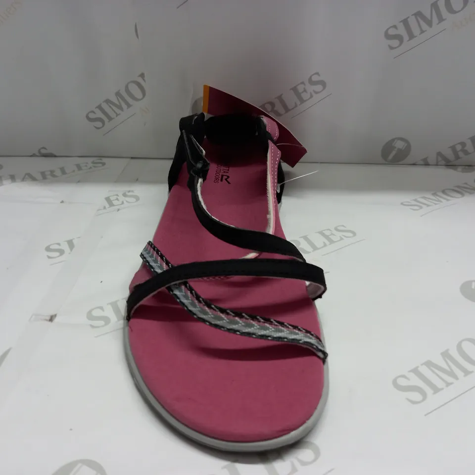REGATTA LADY SANTA ROMA SANDALS SIZE 7