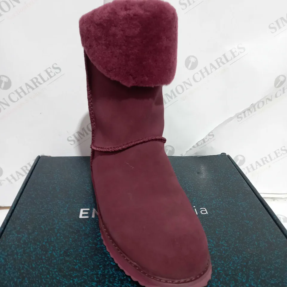 BOXED EMU AUSTRALIA BIRDWOOD BOOTS, MERIOT - SIZE 6