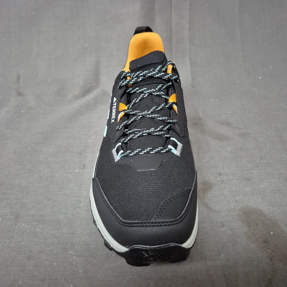 BOXED PAIR OF ADIDAS TERREX AX4 GTX SHOES IN BLACK/GREY/YELLOW/PASTEL BLUE UK SIZE 8