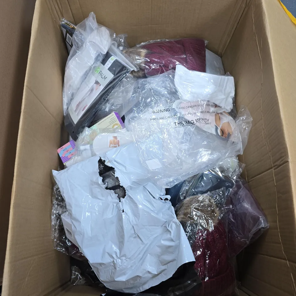 BOX OF APPROXIMATELY 10 ASSORTED ITEMS INCLUDING LIVMORE SOLID TERRY TOWEL SET, SANKOM SUPPORT AND POSTURE BRA IN SIZE S-M AND PALM BRUSHED THERMAL LONG SLEEVE TOP IN SIZE XL