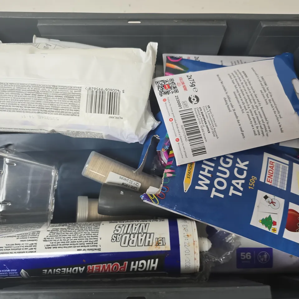 APPROXIMATELY 12 ASSORTED HOUSEHOLD ITEMS TO INCLUDE SENSITIVE BABY WIPES, SIKA INSTANT NAILS, DOOR STOP, ETC
