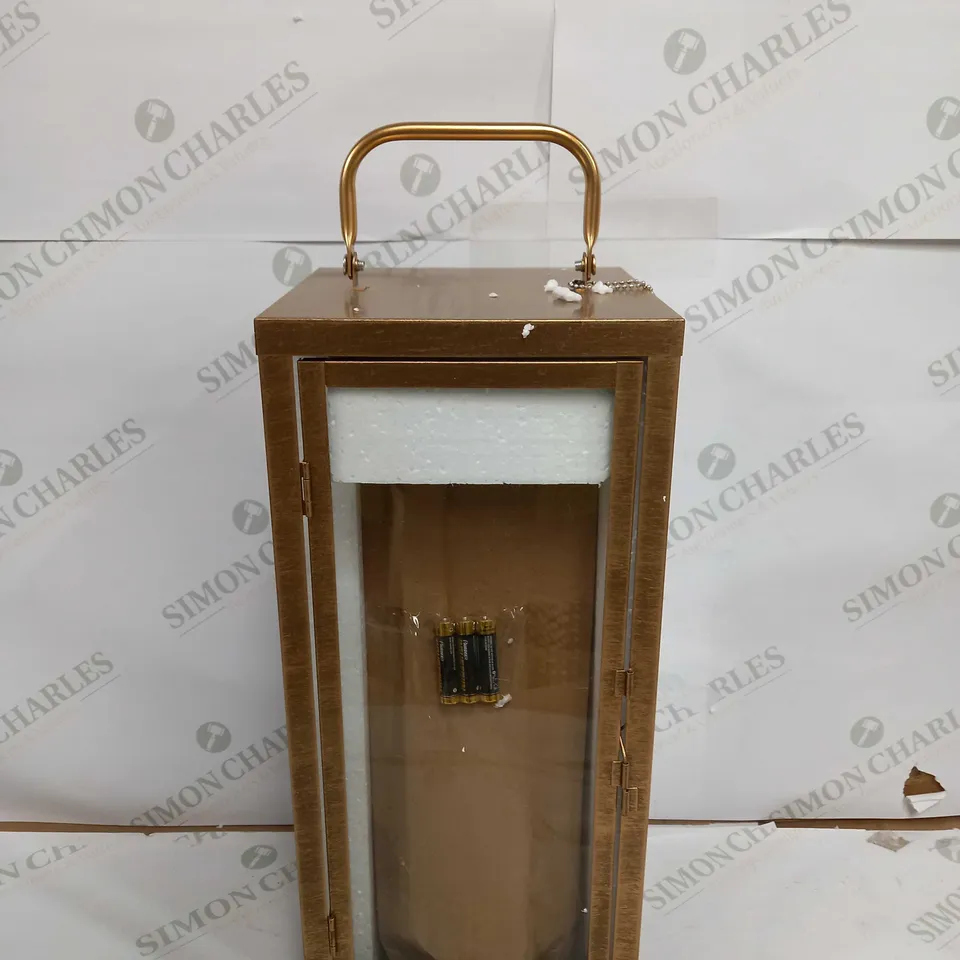 BUNDLEBERRY BY AMANDA HOLDEN SET OF 2 SQUARE LANTERNS WITH REMOVABLE LAMPS