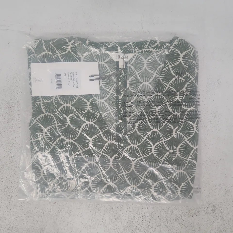 BAGGED HUSH SYBIL V NECK AIR FLOW GODET TOP IN SEASHELL GREEN SIZE XXS