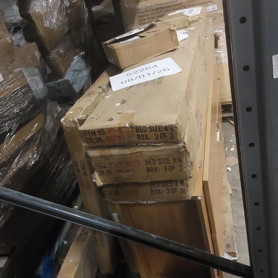PALLET CONTAINING A LARGE QUANTITY OF ASSORTED FURNITURE ITEMS INCLUDING: BED PARTS, CABINET ECT