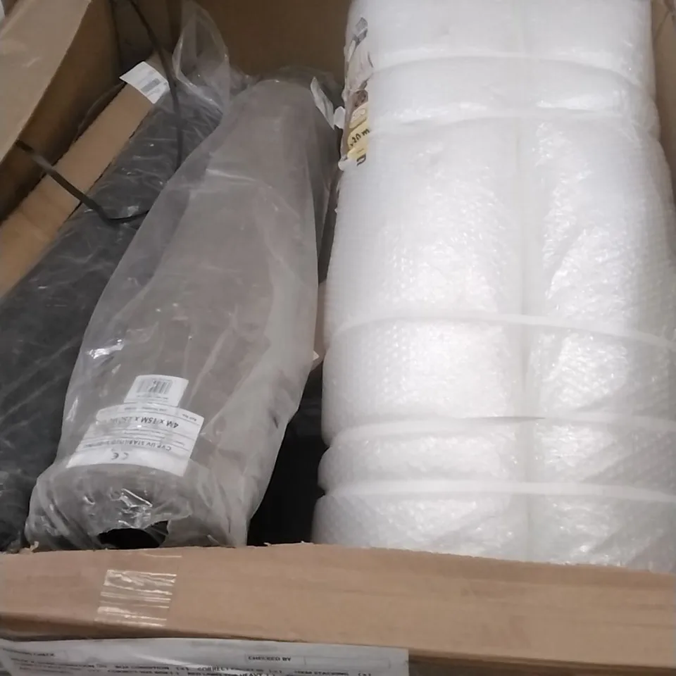 PALLET OF ASSORTED DIY, HOME IMPROVEMENT AND BUILDING PRODUCTS TO INCLUDE; DAMP PROOF MEMBRANE, BUBBLE WRAP, WALL PANELLING ETC