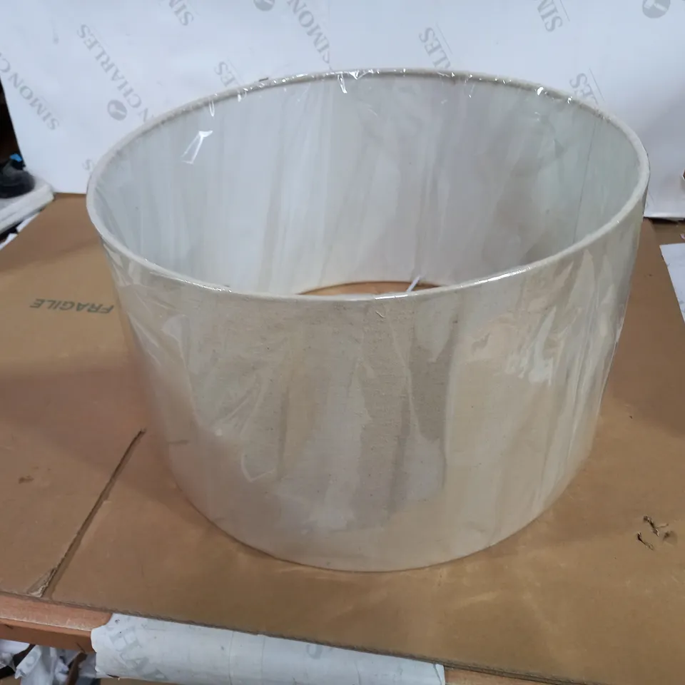 BRAND NEW BANBURY LIRA LIGHT SHADE - CREAM (FOR LIR4208)