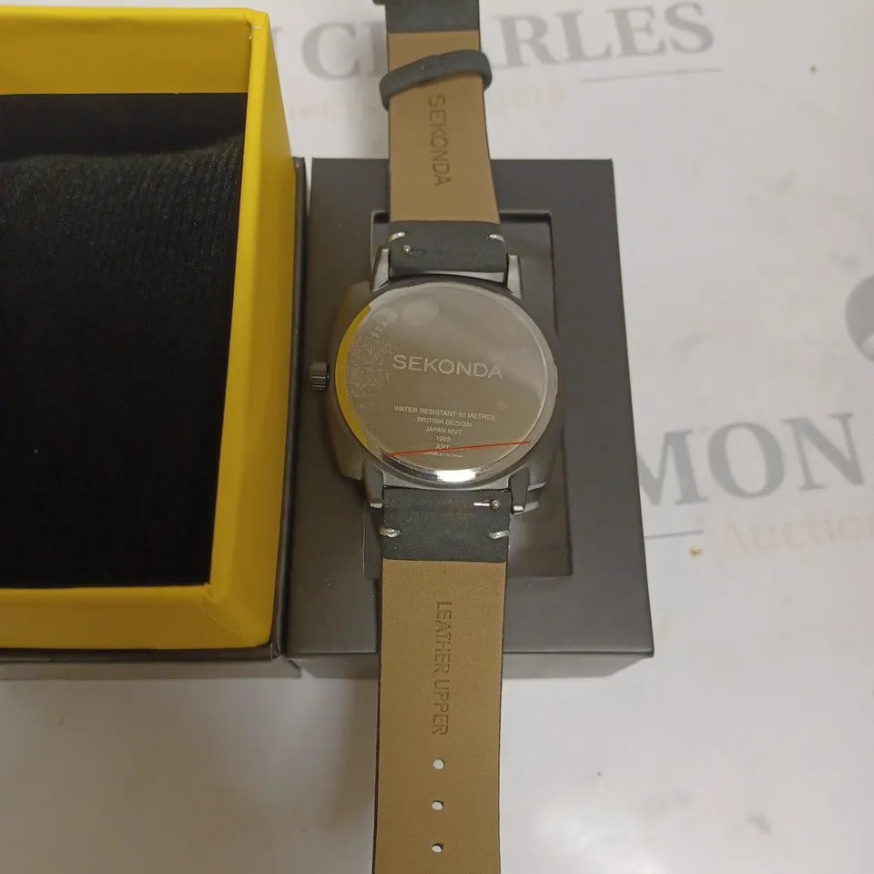 BOXED SEKONDA BLACK SUEDE GENUINE LEATHER STRAP WATCH 