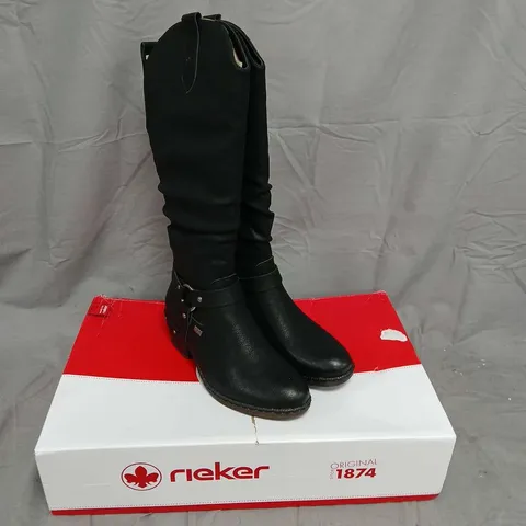BOXED PAIR OF RIEKER TEX KNEE HIGH BOOTS IN BLACK SIZE 6.5