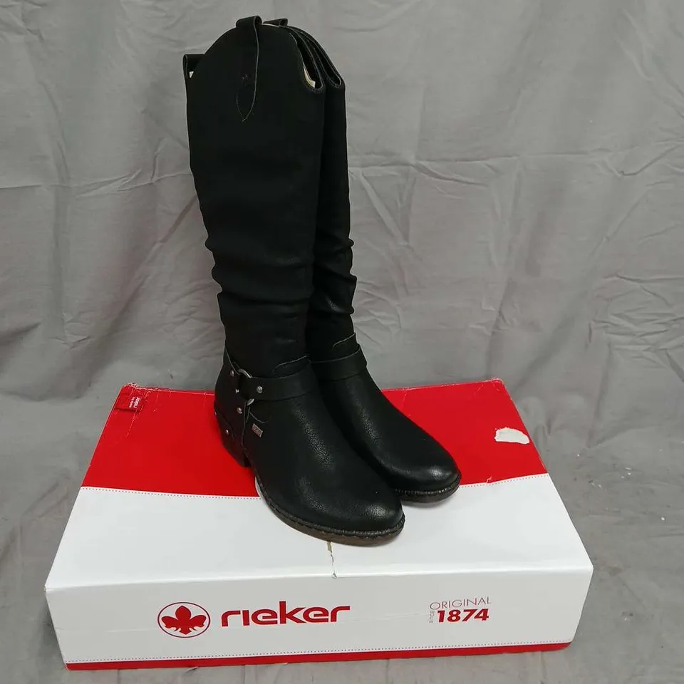 BOXED PAIR OF RIEKER TEX KNEE HIGH BOOTS IN BLACK SIZE 6.5