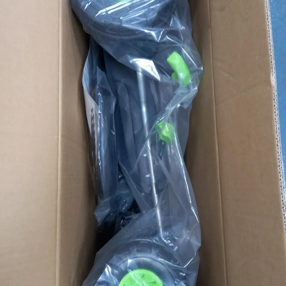 BOXED WIRED LIGHTNING GO-KART