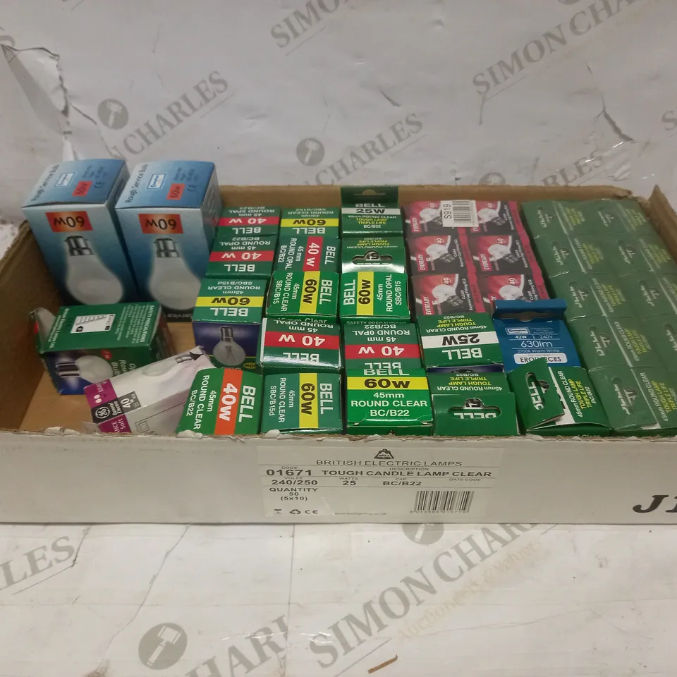 LOT TO CONTAIN APPROX. 35 ASSORTED LIGHT BULBS SPECIFICATIONS AND BRANDS MAY VARY 