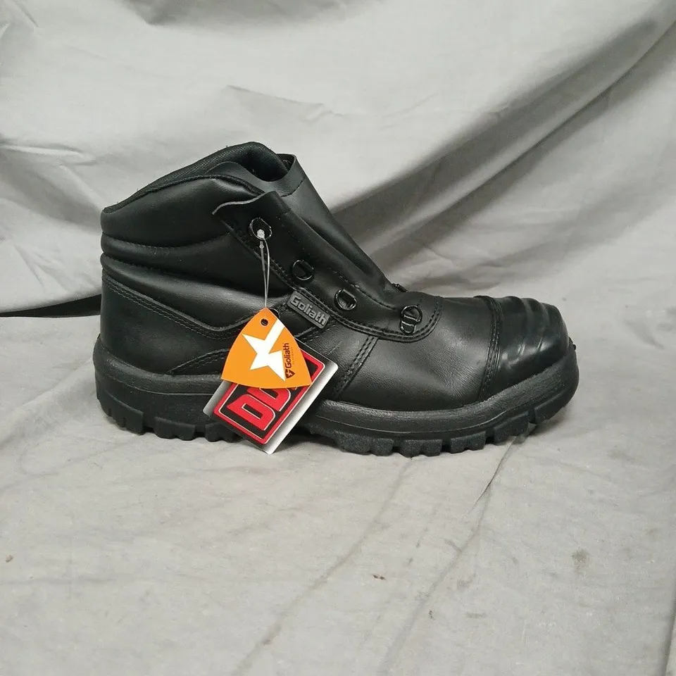GOLIATH BLACK LEATHER SAFETY BOOTS – WORK BOOTS - SIZE 8