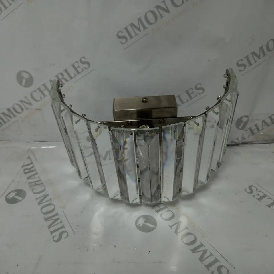 BOXED LAURA ASHLEY VIENNA WALL LIGHT