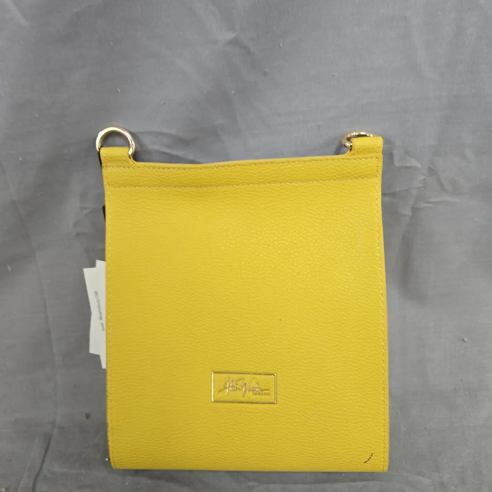 YELLOW PEBBLED LEATHER CROSSBODY BAG WITH BEE EMBLEM 