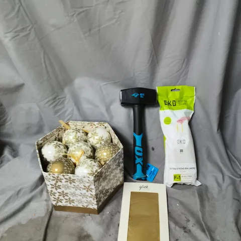 BOX OF APPROXIMATELY 20 ASSORTED HOUSEHOLD ITEMS TO INCLUDE CHRISTMAS TREE BAUBLES, CLUB HAMMER AND EXTRA STRONG BIN LINERS