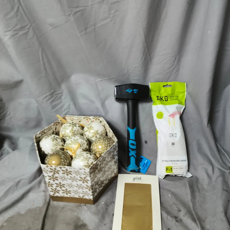 BOX OF APPROXIMATELY 20 ASSORTED HOUSEHOLD ITEMS TO INCLUDE CHRISTMAS TREE BAUBLES, CLUB HAMMER AND EXTRA STRONG BIN LINERS