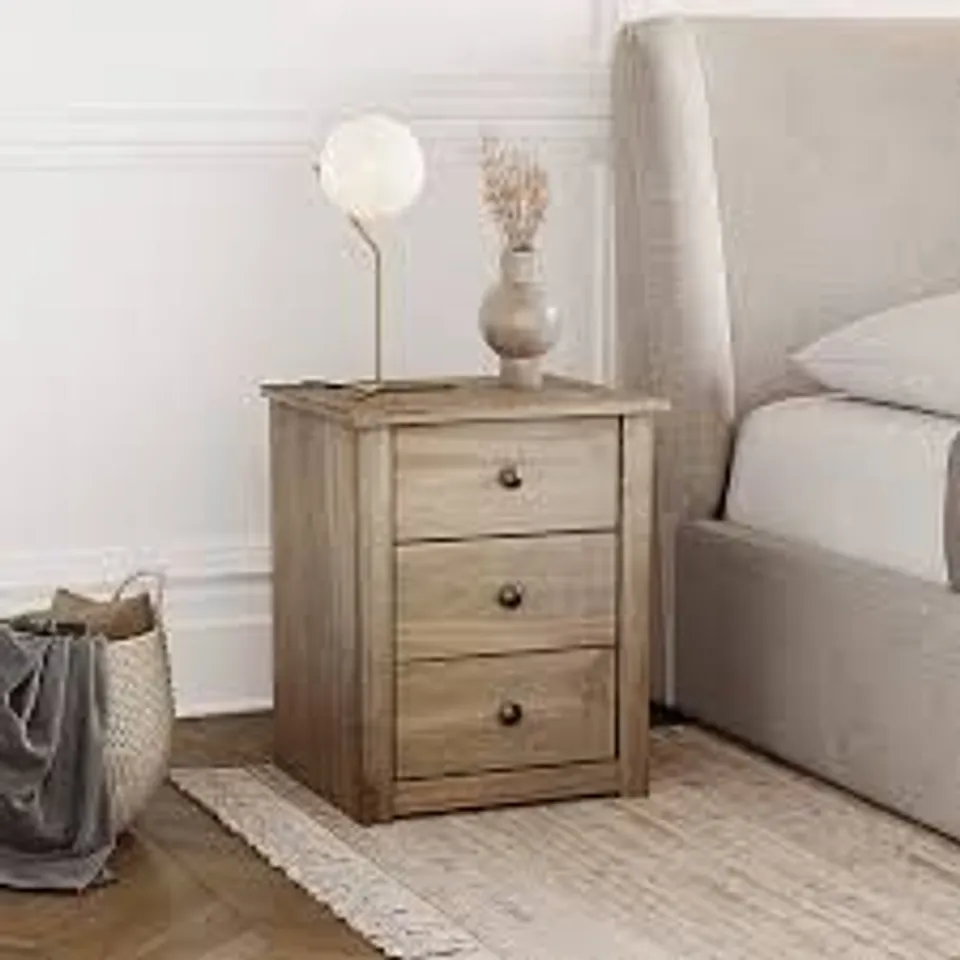 BOXED VIDA PANAMA 3 DRAW BEDSIDE CHEST (1 BOX)