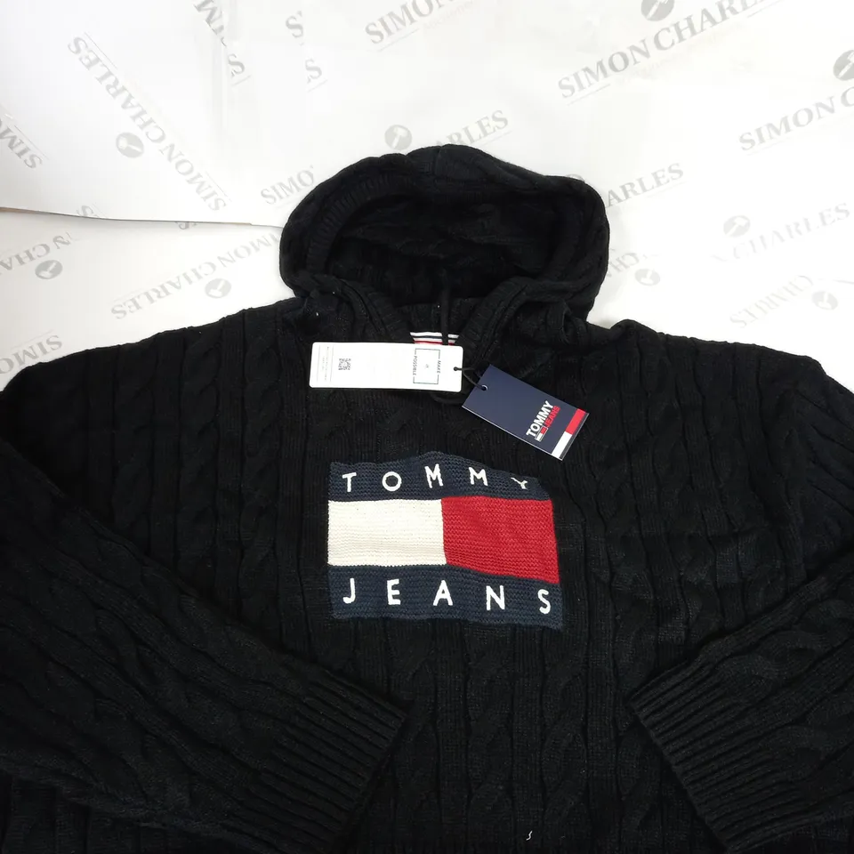 TOMMY HILFIGER LOGO KNITTED JUMPER SIZE 2XL