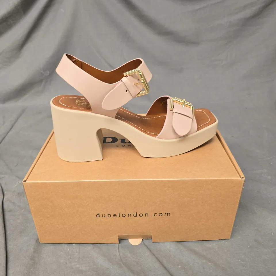 BOXED PAIR OF DUNE LONDON JENIES PLATFORM HEEL SHOES - 6