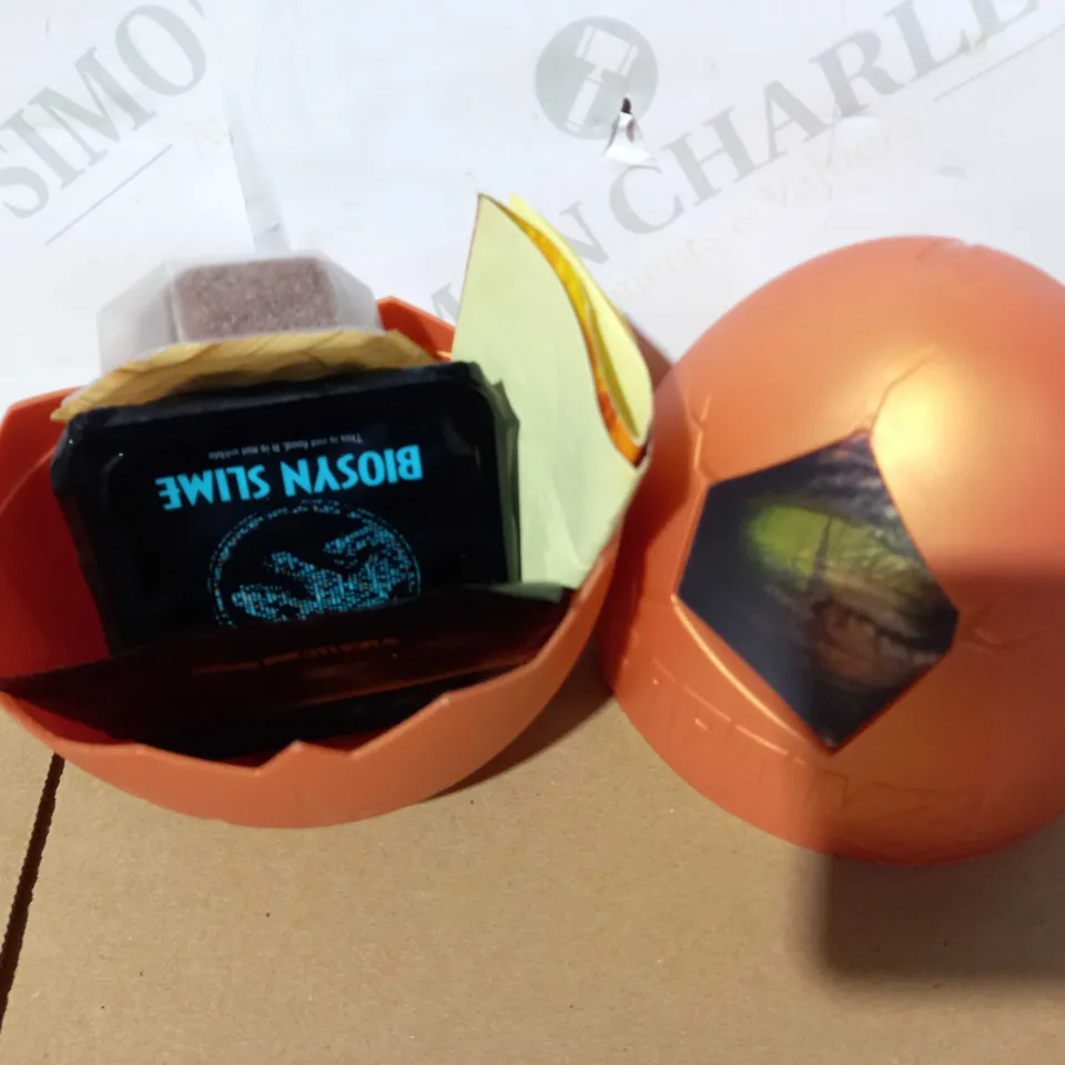 JURASSIC WORLD CAPTIVZ DOMINION SURPRISE