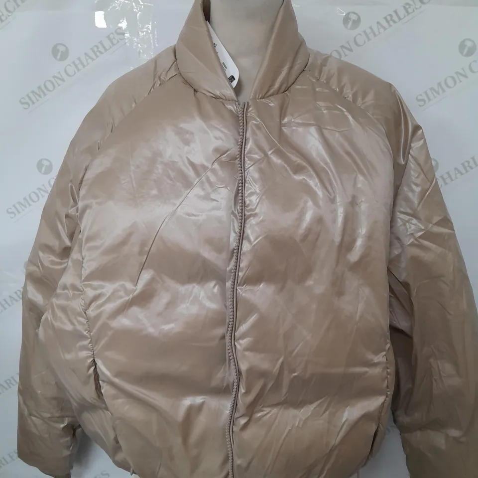COTTON ON BODY MOTHER PUFFER CROPPED BOMBER JACKET IN WHITE PEPPER SIZE L  