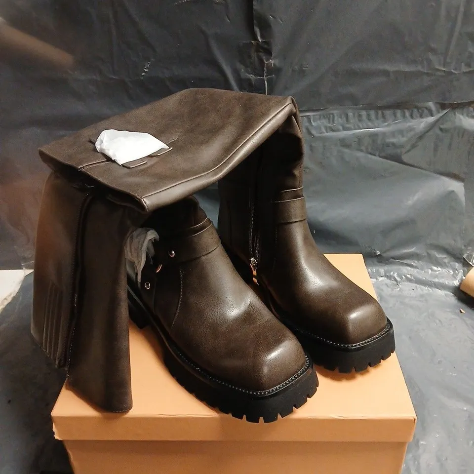 SIMMI LONDON WOMEN'S BROWN LEATHER KNEE-HIGH BOOTS WITH LUG SOLE UK SIZE 4