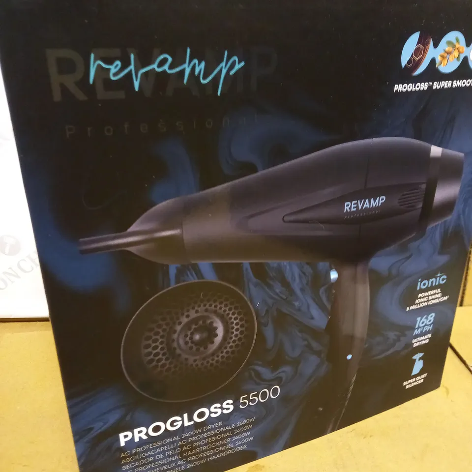 BOXED REVAMP PROGLOSS 5500 AC PROFESSIONAL 2400W DRYER