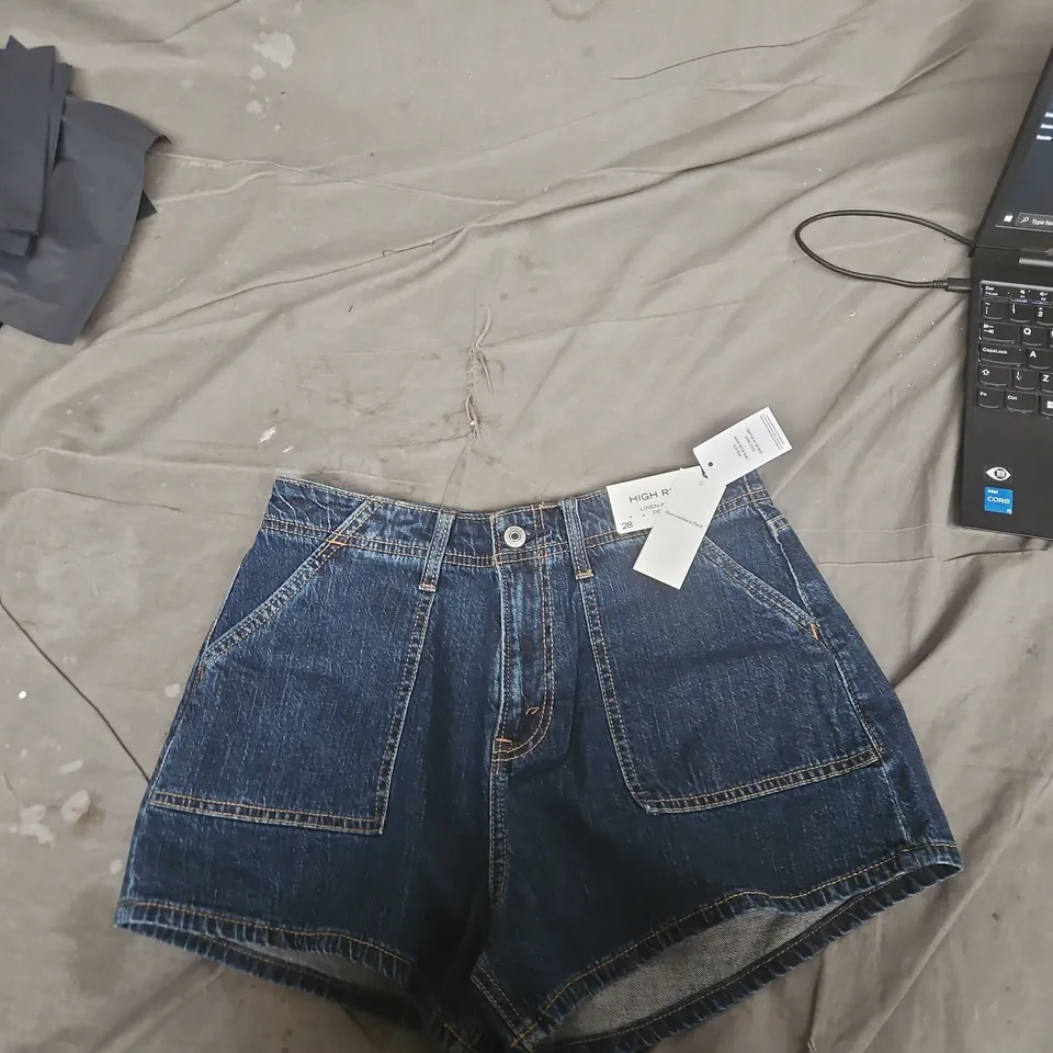 ABERCROMBIE & FITCH HIGH RISE LINEN-BLEND DENIM SHORTS – UK 10 (28)