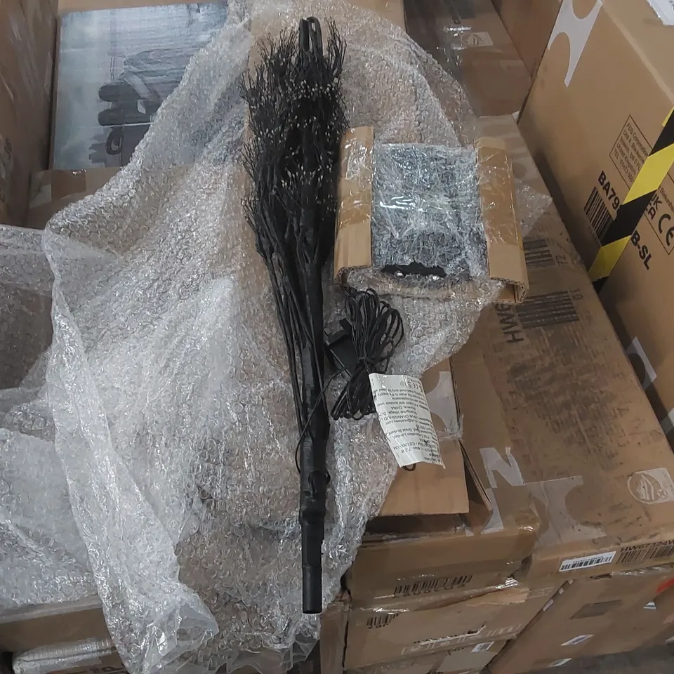 BOXED CHRISTMAS DECORATION