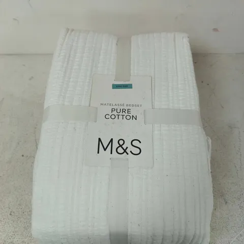 M&S PURE COTTON MATELASSÉ BEDSET – KING SIZE