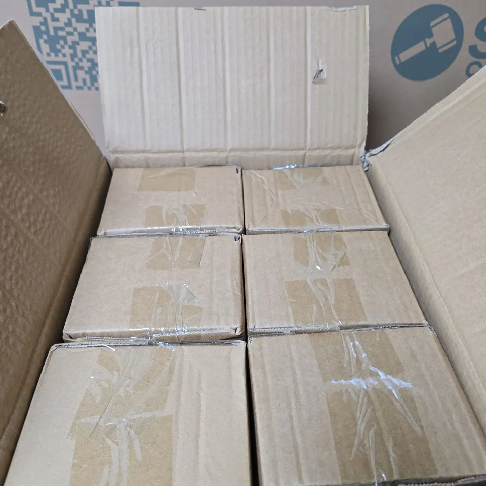 BOX OF APPROXIMATELY 140 GISELA GRAHAM LONDON CHRISTMAS TREE DECORATION 