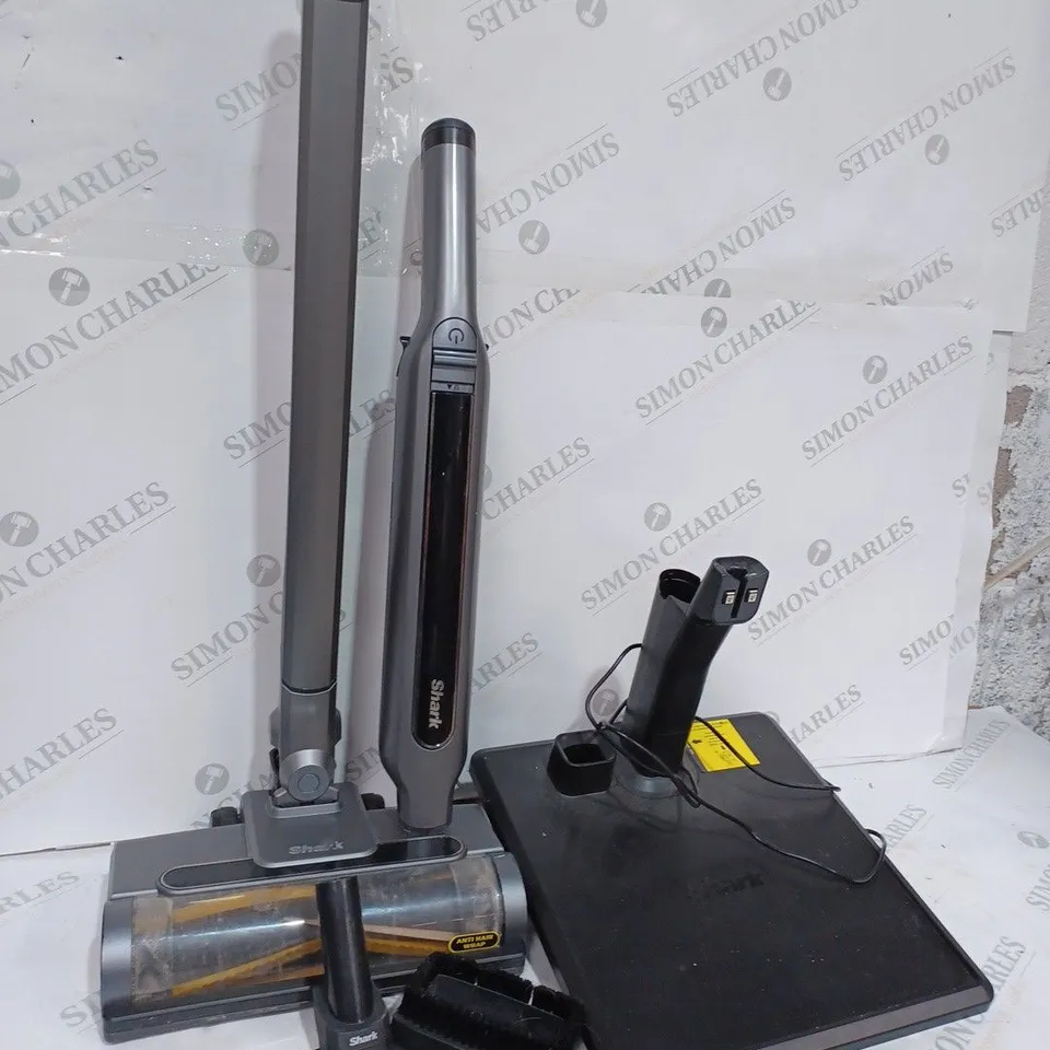 SHARK WANDVAC 2-IN-1 LIGHTWEIGHT CORDLESS HANDHELD VACUUM CLEANER WV361UK