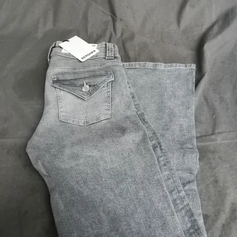 BERSHKA WOMEN'S DENIM JEANS – LIGHT WASH UK 10
