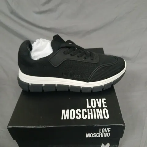 BOXED LOVE MOSCHINO BLACK TASSEL STYLE TRAINERS - 39