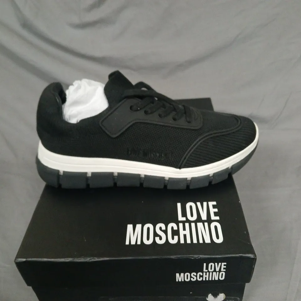 BOXED LOVE MOSCHINO BLACK TASSEL STYLE TRAINERS - 39
