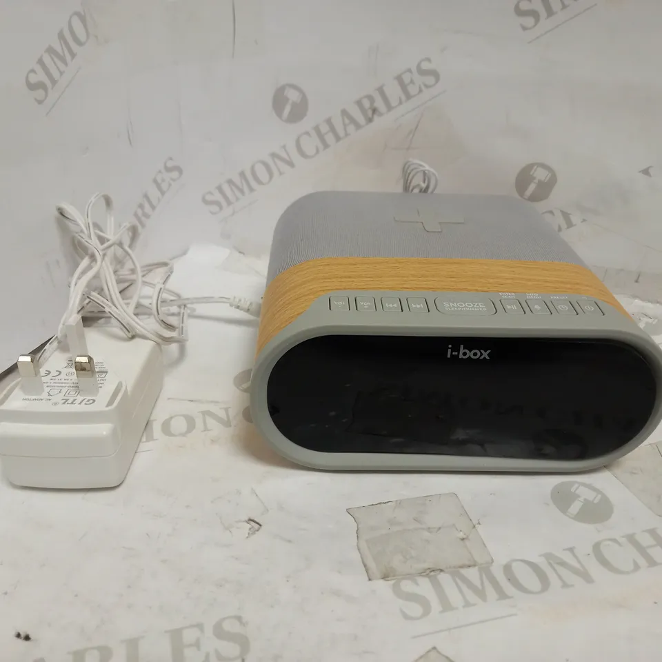 I-BOX DAYBREAK DAB/FM RADIO ALARM CLOCK 