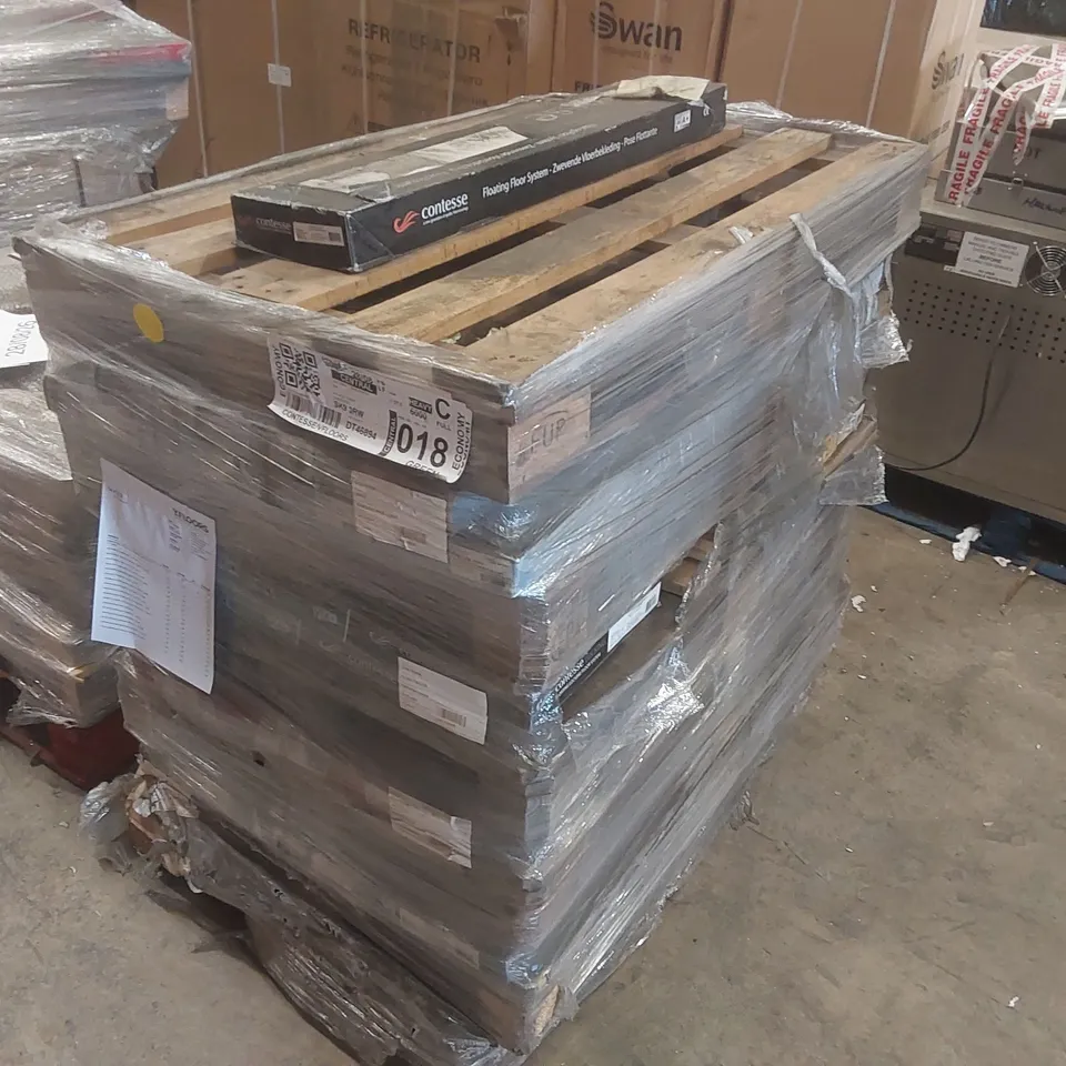 PALLET CONTAINING A VERY LARGE QUANTITY OF ASSORTED VINYL FLOORING INCLUDING: CONTESSE FLOATING FLOOR SYSTEM BLEACHED PINE, ESPANA CADIZ, SWEDISH PINE LIGHT ECT