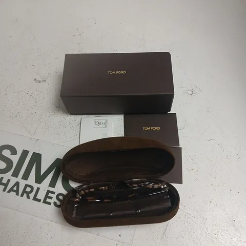 TOM FORD EYEGLASSES – TORTOISESHELL ACETATE FRAME