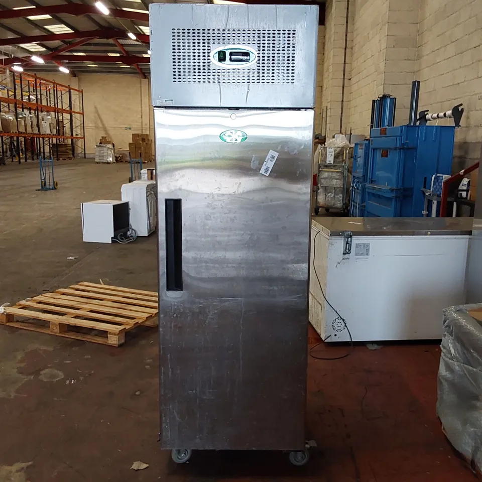 GENFROST GEN600H 595 LITRE UPRIGHT COMMERCIAL STORAGE FRIDGE