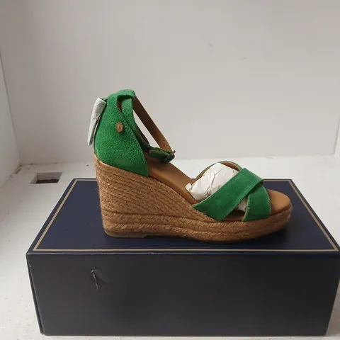 FAIRFOX AND FAVOR VALENCIA WEDGE CLOVER GREEN SUEDE UK 4