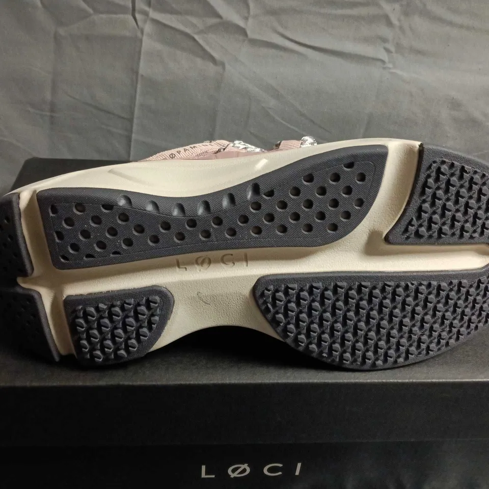 BOXED PAIR OF LOCI X NICKI MINAJ DOPAMINE SNEAKERS – PINK- UK SIZE 6