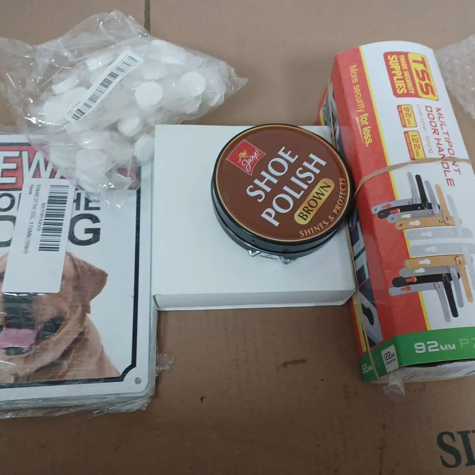 BOX OF ASSORTED HOUSE HOLD ITEMS TO INCLUDE BEWARE OF DOG - SHOE POLISH - DOOR HANDLE