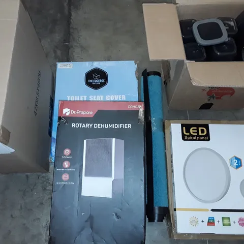 PALLET OF ASSORTED HOUSEHOLD ITEMS TO INCLUDE LED SPIRAL PANEL, ROTARY DEHUMIDIFIER AND PLASTIC FOOD STORAGE