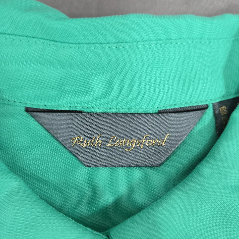 RUTH LANGSFORD GREEN BUTTON-DOWN SHIRT – UK 12 (US 10)