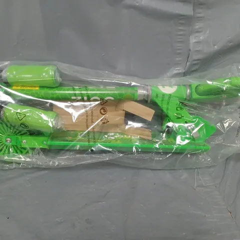 BOXED ZINC TWO WHEELED FOLDING SCOOTER 