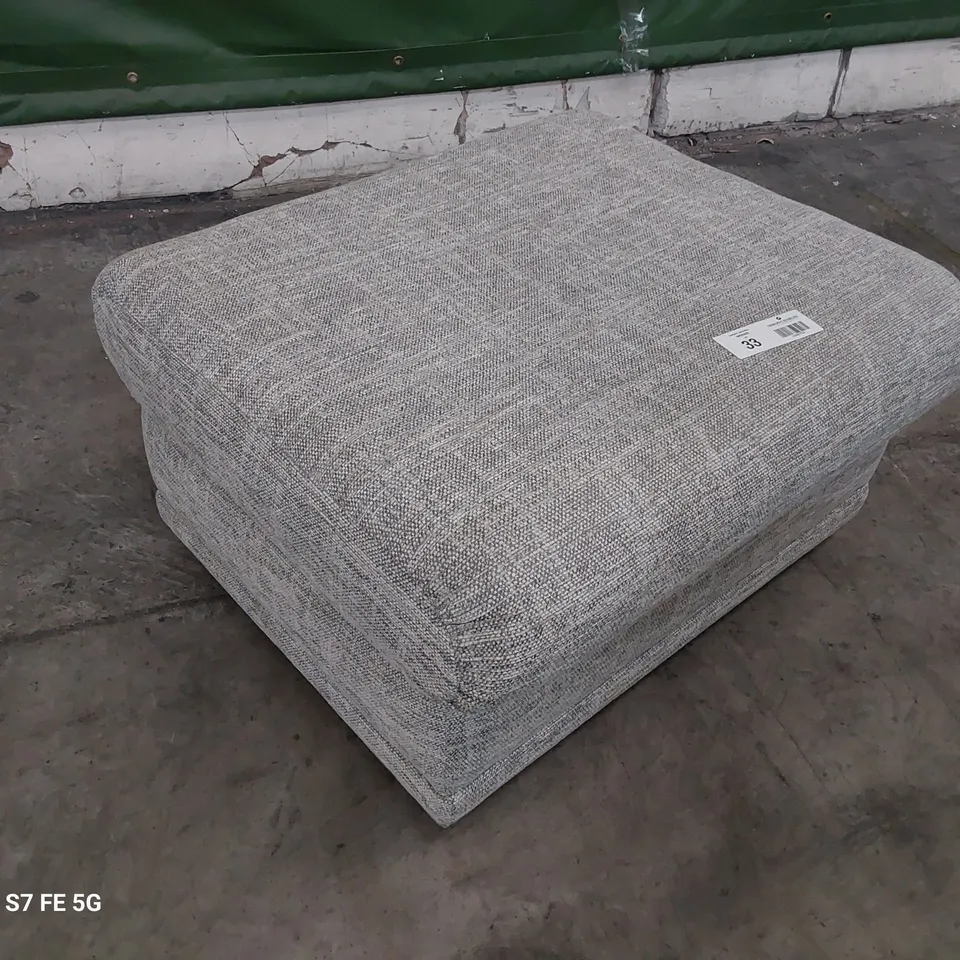 QUALITY BRITISH DESIGNER G PLAN MALVERN STORAGE FOOTSTOOL DALI PEBBLE FABRIC 