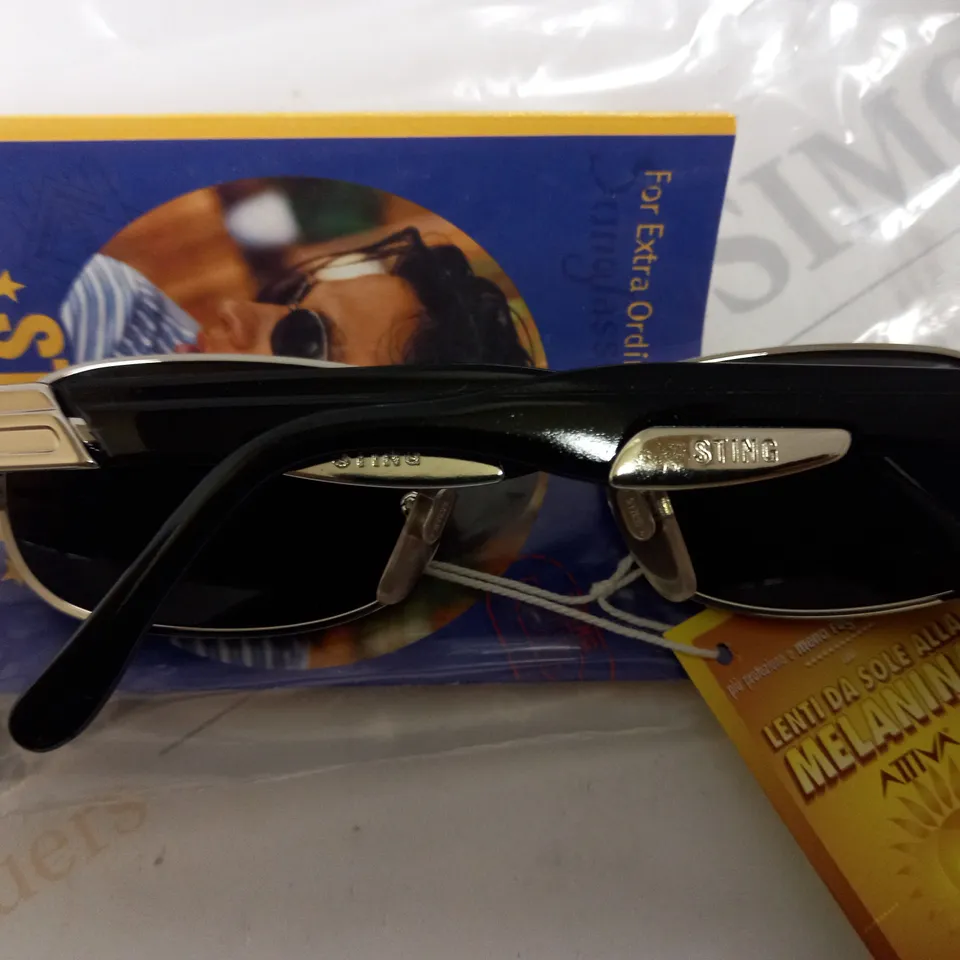 APPROX 10 DERIGO STING SUNGLASSES - BOXED