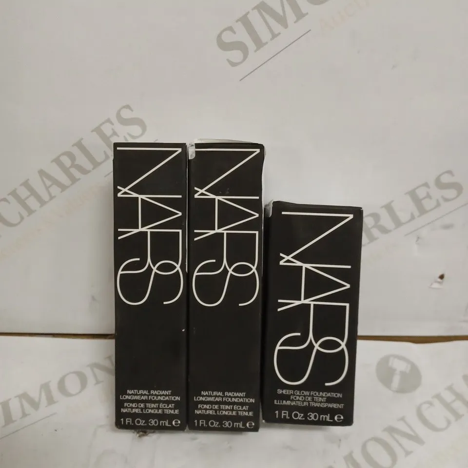 BOX OF APPROX 3 ITEM TO INCLUDE  NARS SHEER GLOW FOUNDATION & NARS NATURAL RADIANT LONGWEAR FOUNDATION- MEDIUM 1 PUNJAB