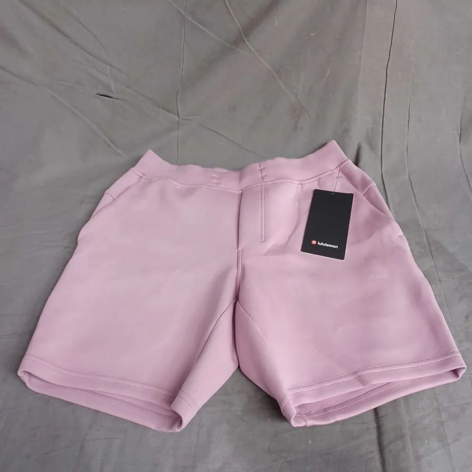 LULULEMON SMOOTH SPACER SHORT 7" IN PINK SIZE S